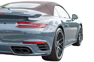 Auto Deportivo de Lujo de Alto Rendimiento 2024, Convertible, Turboalimentado, Automático, 2 Puertas, Premium, en Excelentes Condiciones, Tracción en las Cuatro Ruedas, 2 Asientos - Product Image 3