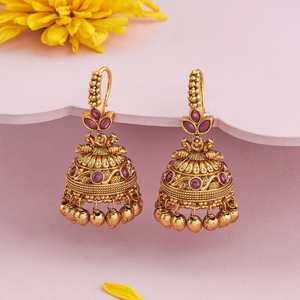 Boucles d'oreilles pendantes en cuivre antique en forme de cloche 187140, style religieux et tendance avec pendentif perle pour mariage et fête - Product Image 2