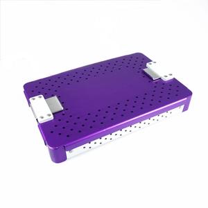 กล่องเครื่องมือฆ่าเชื้อหม้อนึ่งอัดอลูมิเนียมพร้อมถาดใส่ซิลิโคนและฝาเจาะรู - Product Image 5