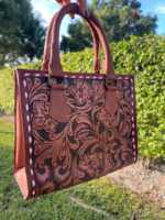 Sac fourre-tout pour femme en cuir véritable marron léger, style bohème vintage, avec broderie florale artisanale, idéal pour l'été, à bandoulière unique