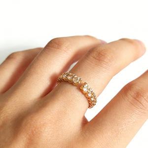 Anillos de Acero Inoxidable con Incrustaciones de Cristales de Lujo Vintage a Prueba de Agua, con Diseño Geométrico Cuadrado y Brillantes - Product Image 5