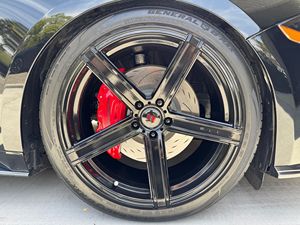 Ford Mustang Saleen S302 Coupé Jaune 2023 d'occasion, excellent état, prêt à être expédié - Product Image 4