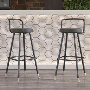 Tabouret de bar sophistiqué en métal et en fer avec bord contemporain, idéal pour les cuisines ouvertes et les bars - Product Image 6
