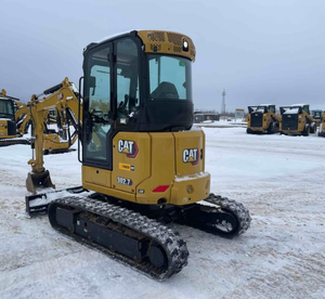 Mini-excavatrice Caterpillar 302.7CR certifiée 2023 à vendre - Product Image 1