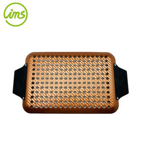 Bandeja rectangular antiadherente para barbacoa con asa de material metálico - Product Image 3