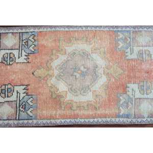 Alfombra Turca Vintage Pequeña de 1,4x3 pies (42x90 cm), Alfombra Roja a Rayas - Product Image 4