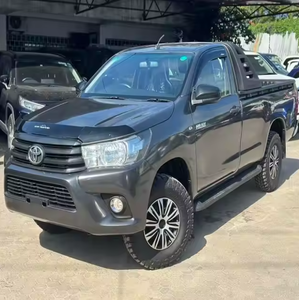 Tout nouveau Toyota Hilux automatique assez utilisé pas cher prix conduite à gauche et à droite - Product Image 1