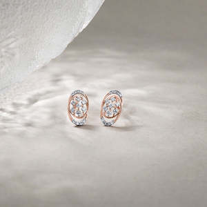 Pendientes de Diamantes con Incrustaciones Brillantes - Product Image 1