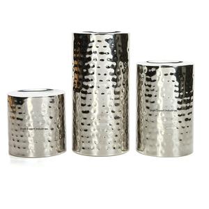 Bougeoir à pilier cylindrique en métal martelé plaqué argent pour la maison salon décoration de table artisanat - Product Image 1