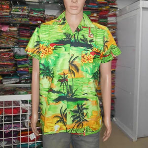 Chemise hawaïenne à manches courtes pour hommes, coupe classique, décontractée, Design de Surf de plage, vente en gros - Product Image 1