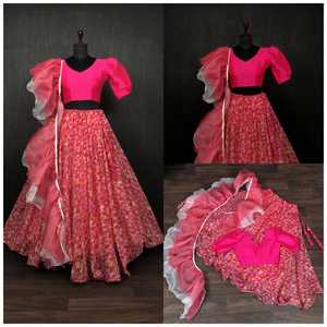 กระโปรงบานพิมพ์ลายผ้าโปร่งบางพร้อมเสื้อชิ้นผ้าไหมแฟนทอมดูน่าทึ่งสำหรับทุกโอกาส - Product Image 3