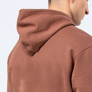 Sudadera con Capucha Corta de Algodón y Poliéster Premium para Hombre, Corte Regular, Estilo Deportivo, Color Liso, con Logotipo Personalizado, Teñido Liso, Venta al por Mayor - Product Image 6