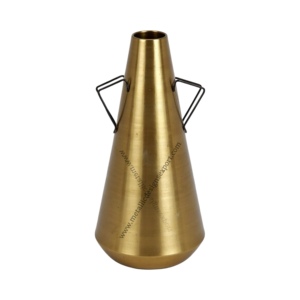 Elegante florero de metal curvilíneo dorado con asas lisas Acento de decoración clásica para el hogar, la oficina o la configuración de eventos - Product Image 6