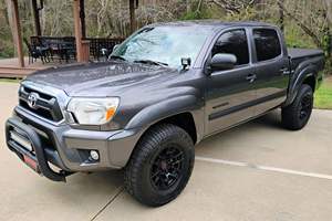 Toyota Tacoma PreRunner Double Cab 2012 d'occasion, 1 propriétaire, pack SR5 Extra Value, provenance Géorgie, peu modifiée - Product Image 3
