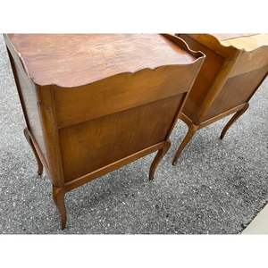 โต๊ะข้างเตียงไม้มะฮอกกานีสไตล์ฝรั่งเศสหรูหราสำหรับงานแกะสลักทำมือห้องนอนลายตารางละเอียด - Product Image 6