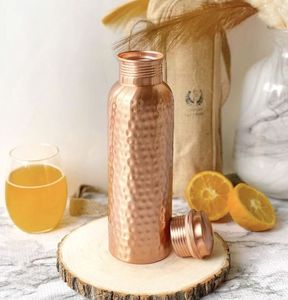 Bouteilles d'eau en cuivre étanches pour une utilisation quotidienne avec doublure intérieure de haute qualité alimentaire et structure ergonomique légère - Product Image 5