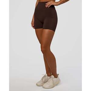 Shorts Deportivos Fusion V-Contour Ultra High-Rise 4 con Bolsillos Cortos y Tejido Transpirable - Product Image 2