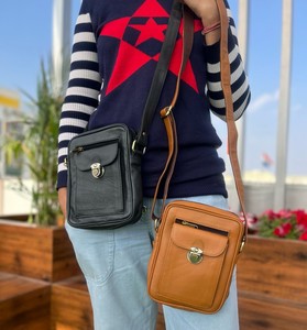 Véritable sac à main en cuir véritable Crunch fait à la main pour femmes sac à bandoulière élégant vente à chaud personnalisé sacs à bandoulière en cuir pleine fleur - Product Image 3