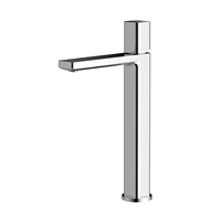 Table de toilette carrée pour lavage des mains sous le robinet chaud et froid de l'hôtel haut de gamme Robinet de salle de bain chromé en laiton