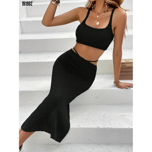 Conjunto de Dos Piezas de Punto para Mujer Jane's, Falda Corta con Tirantes y Detalle en la Cintura, con Abertura Profunda, 38373-Negro - Product Image 2