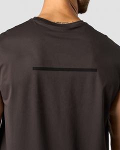 Débardeur décontracté pour hommes, couleur unie, style de rue, coupe légère, sans manches, doux au toucher, à porter au quotidien avec logo personnalisé en option - Product Image 4