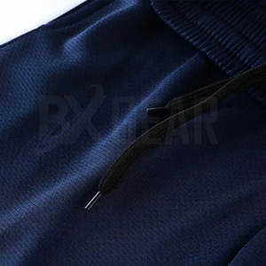 El nuevo uniforme de voleibol cómodo hecho de tela transpirable para un uso duradero proporciona una excelente flexibilidad para el entrenamiento - Product Image 4