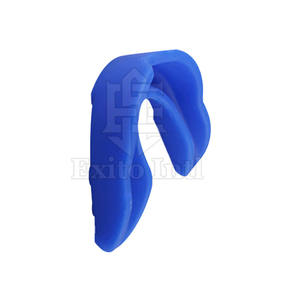 Equipo de protección bucal de fútbol americano resistente hecho a medida de alta calidad - Product Image 6