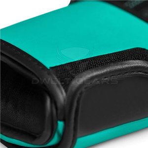 ถุงมือชกมวยสำหรับมืออาชีพ ปรับแต่งได้ หนัง PU กันลื่น ออกแบบเพื่อการฝึกศิลปะการต่อสู้ ราคาสมเหตุสมผล - Product Image 5