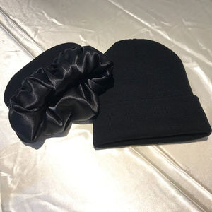 Vente en gros de bonnets d'hiver 100% laine, chauds, imprimés numériquement, avec doublure en satin pour hommes et femmes - Product Image 4