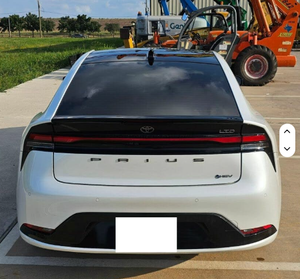 Vente rapide LHD/RHD 2024 T O Y O T A PRIUS LIMITED FWD - Product Image 5