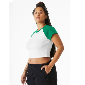 T-shirt Bella Canvas pour femme, col rond, coupe ajustée, anti-rétrécissement, avec appliques 3D batik - Product Image 3