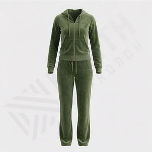 Conjunto Deportivo de Terciopelo Personalizado para Mujer, 2 Piezas, Sudadera con Capucha y Pantalones, Directo de Fábrica, Impresión de Logotipo OEM, Ropa Deportiva Suave de Poliéster para Gimnasio - Product Image 1