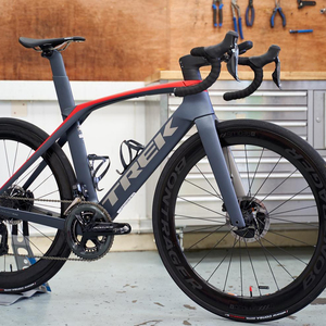 Bicicleta de <span class=keywords><strong>Carretera</strong></span> Genuina <span class=keywords><strong>Trek</strong></span> <span class=keywords><strong>Madone</strong></span> SLR 9 Disc - Product Image 2