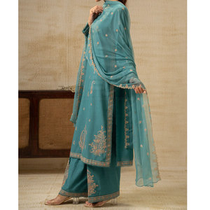 ชุดสูทปักลายพรีเมียมสำหรับผู้หญิง ขายตรงจากโรงงาน ชุดสูทปักลายแฟนซี เสื้อผ้าแฟชั่นสำหรับผู้หญิง ชุดสูทดีไซเนอร์ - Product Image 4