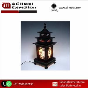 Vente en gros de lanterne en bois léger de la meilleure qualité Accessoires d'éclairage de Noël exclusifs Offre Spéciale - Product Image 5