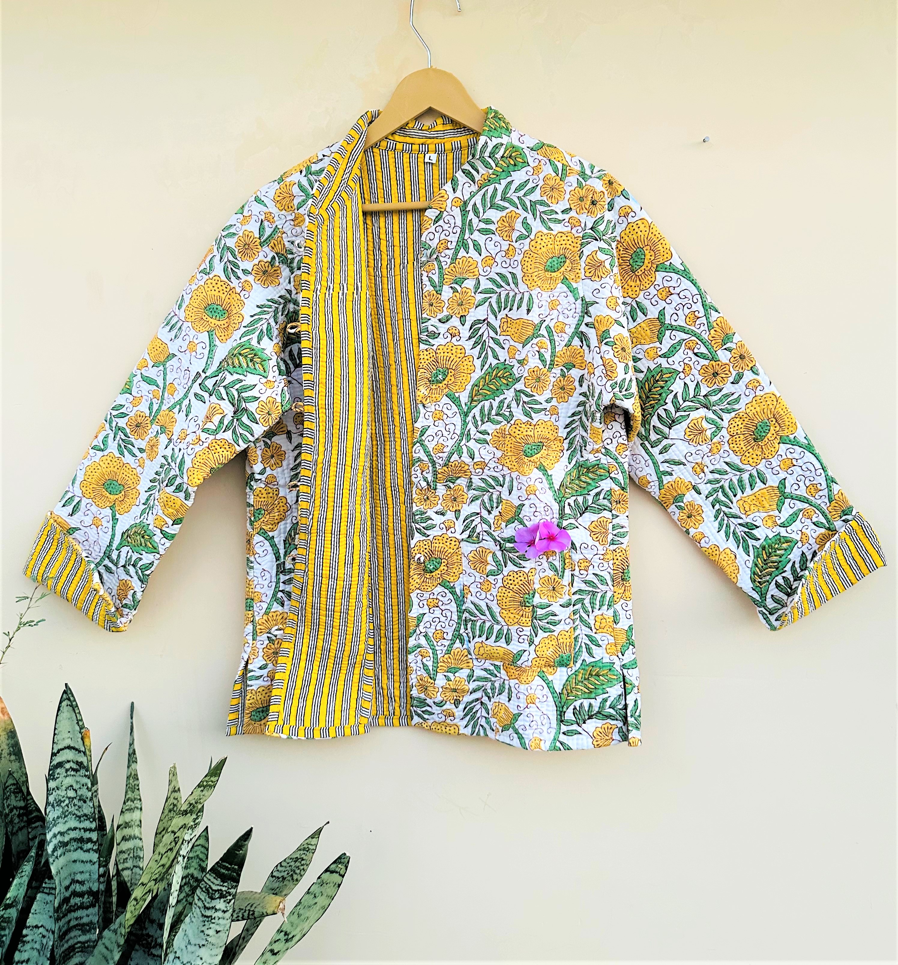 Comme montrent dans l'image