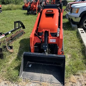 Mini MINICARGADORA KUBOTA SCL1000 usada, maquinaria de construcción con componentes centrales, Motor, bomba de cojinete de motor, caja de cambios PLC - Product Image 3