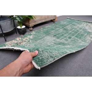 Alfombra Turca Vintage de Lana 3.8x8.9 pies, Ecológica, Pelo Medio, Verde y Blanca, Tejido Plano, Patrón de Patchwork, Decoración para Comedor - Product Image 3