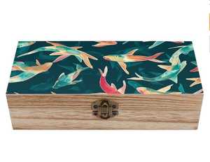 Hermosa caja de madera hecha a mano Mango Acacia Pino Madera Esmalte estético Impresión Colgante de pared Almacenamiento de joyas Caja de madera decorativa - Product Image 1