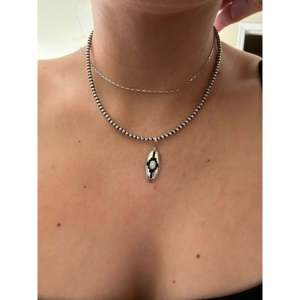 Pendentif en argent sterling avec breloque Navajo Shadow Box et motif bouclier orné de pierres - Product Image 2