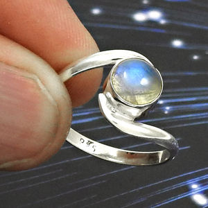 925 Silver Wedding <b>Ring</b> Rainbow Moonstone Fine Jewelry With Natural Gemstone Handmade Wholesaler <b>Women</b> <b>Fashion</b> <b>Ring</b> Manufacturer - Product Image 6