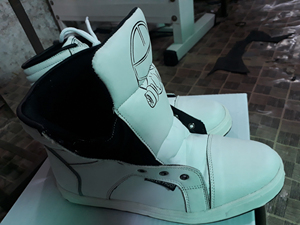 2025รองเท้าชกมวยโปรเจกเตอร์สำหรับผู้ชาย, รองเท้าชกมวยมืออาชีพรองเท้ามวยปล้ำหนังแท้รองเท้าระบายอากาศได้ดี - Product Image 3