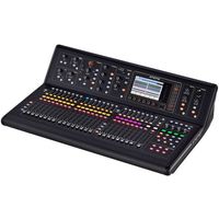 Console de mixage numérique M32 Live avec Stagebox DL32 pour une gestion sonore avancée