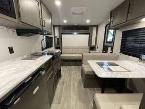 Excelentes Precios 2025 2026 Autocaravanas Grand Design Último Modelo Transcend One 151RB 20 pies para 3 Personas Remolques Autocaravanas de Calidad para Camping - Product Image 3