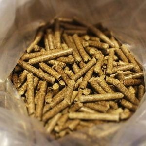 Premium 100% Pellets de madera Briqueta Limpiar Combustible de Calefacción Eficiente Compre alta calidad a granel en línea - Product Image 6
