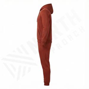 Conjunto Deportivo de Dos Piezas para Hombre, Diseño OEM, Tela Transpirable y Cómoda, Traje Deportivo Holgado para Entrenamiento y Jogging, con Logotipo Personalizado para Gimnasio - Product Image 3