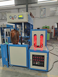 Machine de moulage par soufflage semi-automatique personnalisable OEM pour fût de bière en plastique 20L 30L préforme PET de qualité industrielle et bricolage - Product Image 5