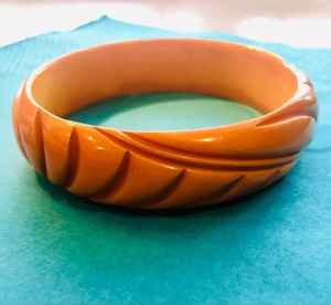 Colorido brazalete de moda de madera y resina accesorio de joyería elegante hecho a mano perfecto para regalar, fiestas, bodas - Product Image 3