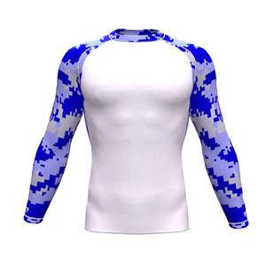 Haut de sport de surf et de natation, tissu respirant à séchage rapide avec indice UPF pour la protection solaire et les sports nautiques - Product Image 1