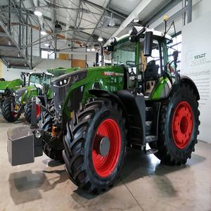 รถแทรกเตอร์รถแทรกเตอร์การเกษตรมีล้อลาก Fendt 900 Vario 4x4 - Product Image 3
